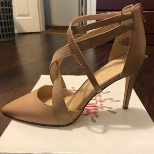 Cute Strappy Nine West pumps